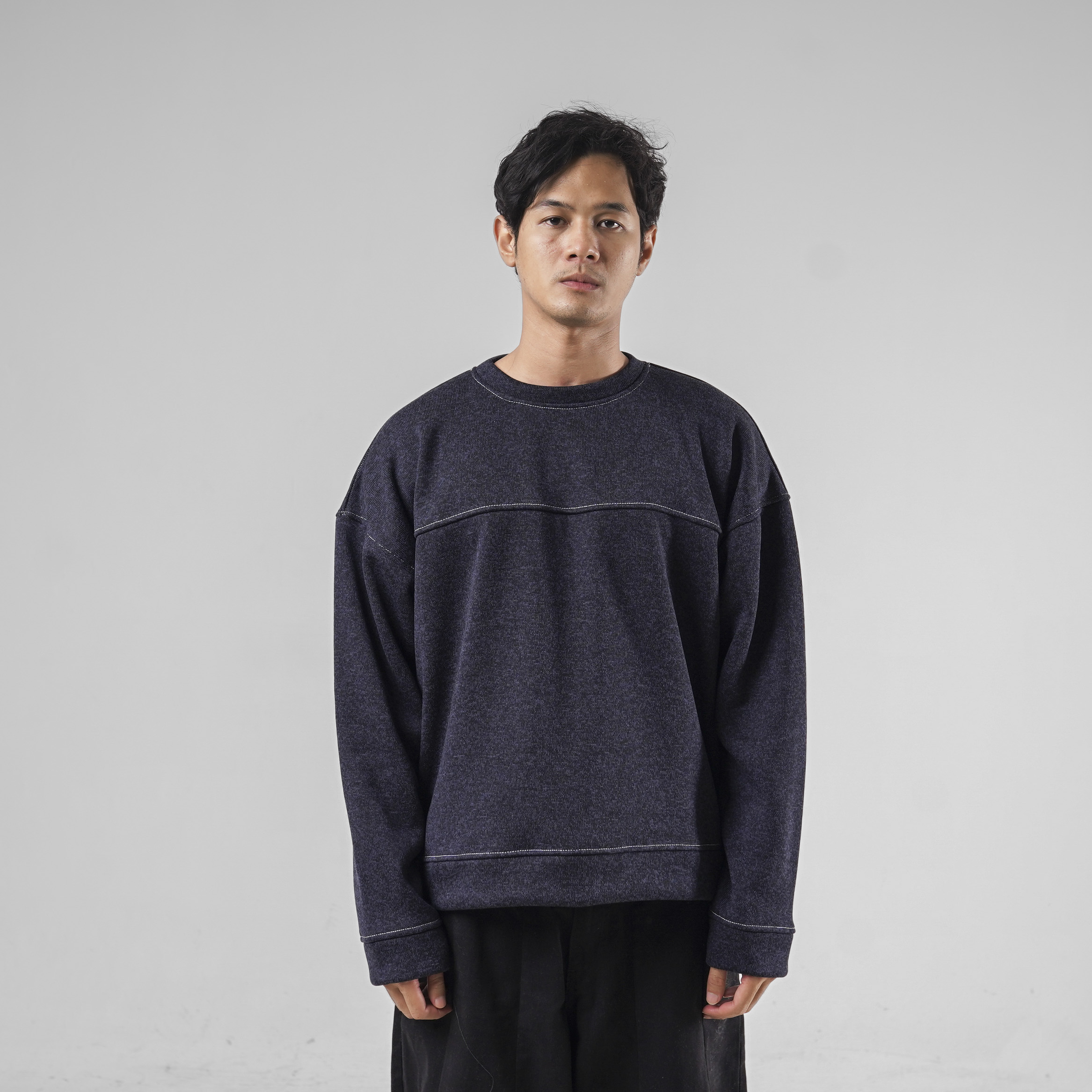 House of Smith Sweater Crewneck Boxy Pria - S Burn Boxy Crewneck Navy - Image 5
