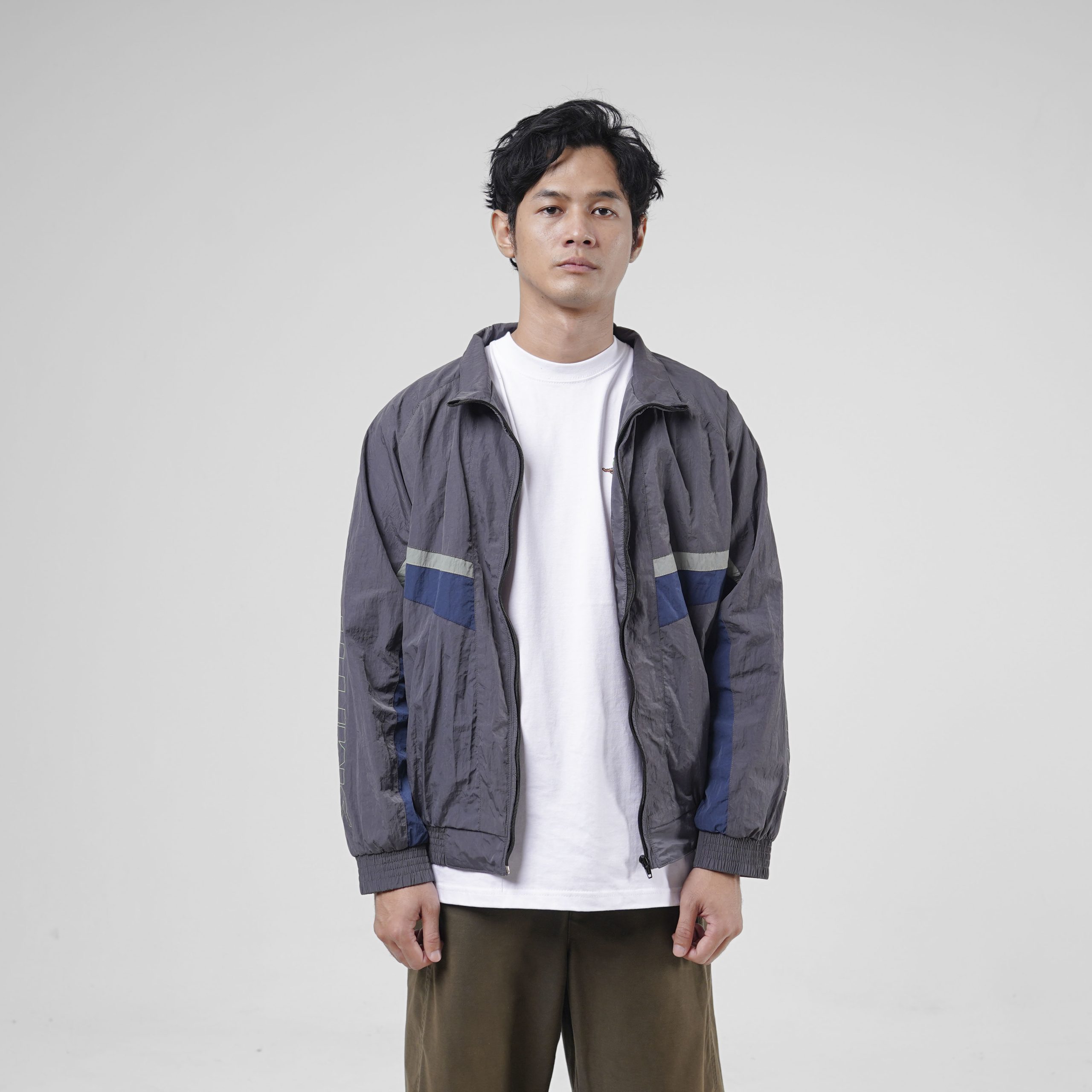 House of Smith Jaket Tracktop Pria - Cruff Track Jacket Grey N Navy - Jacket - Image 5