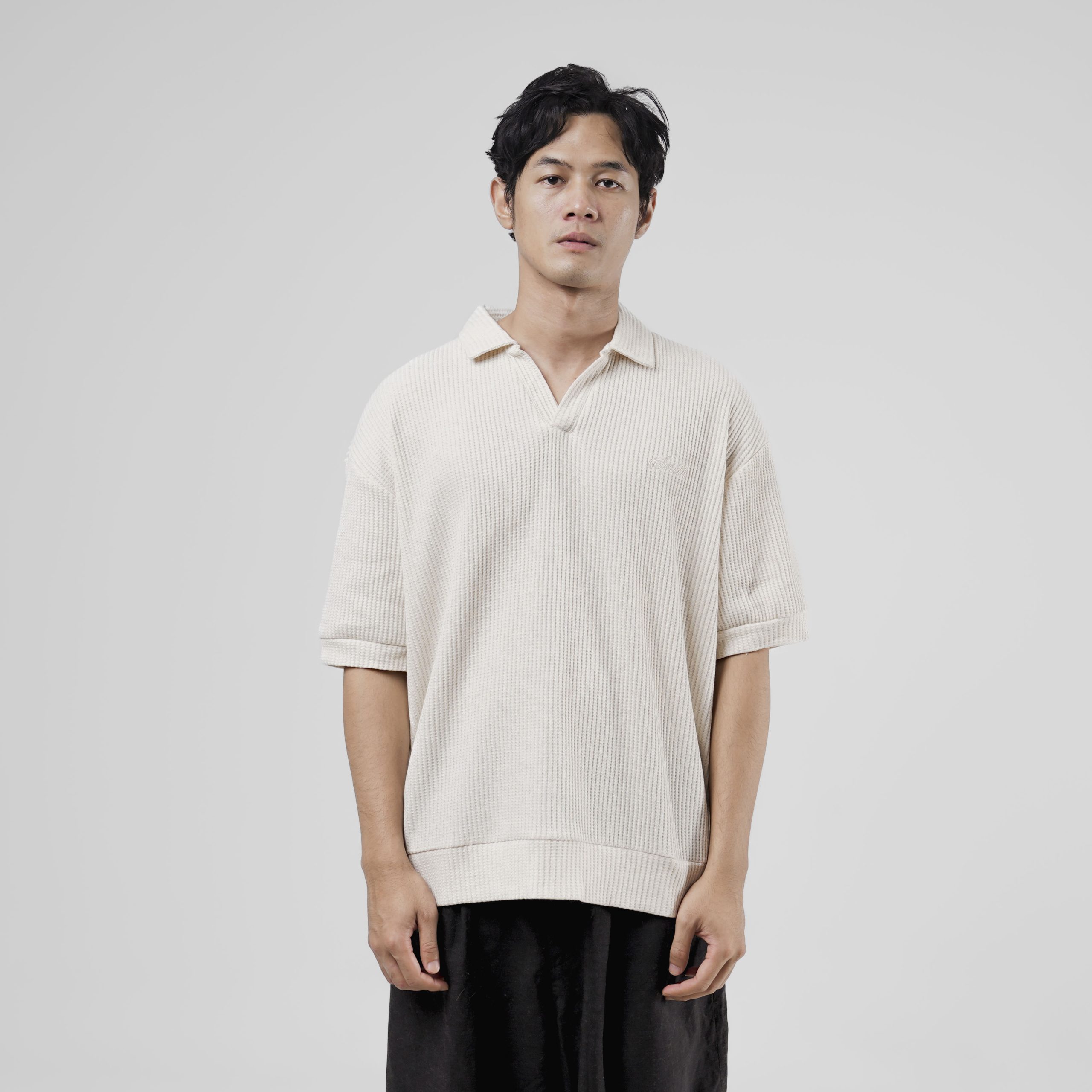 House of Smith Polo Shirt - Braver Waff Oversized Polo Shirt Ivory - Kaos Polo Oversize Pria - Image 5