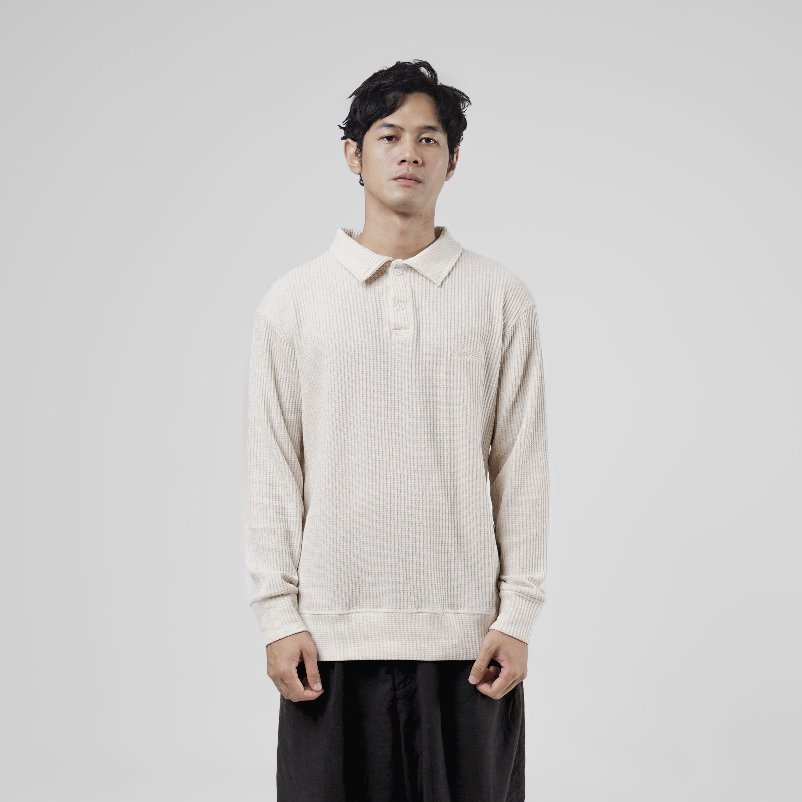 House of Smith Kaos Polo Pria Lengan Panjang - Thermal Waff Oversized Long Sleeve Polo Ivory - Polo Oversized - Image 5
