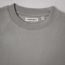 Alternative view of House of Smith Kaos Boxy Pria - Form 330 Boxy Light Grey - Boxy T Shirt