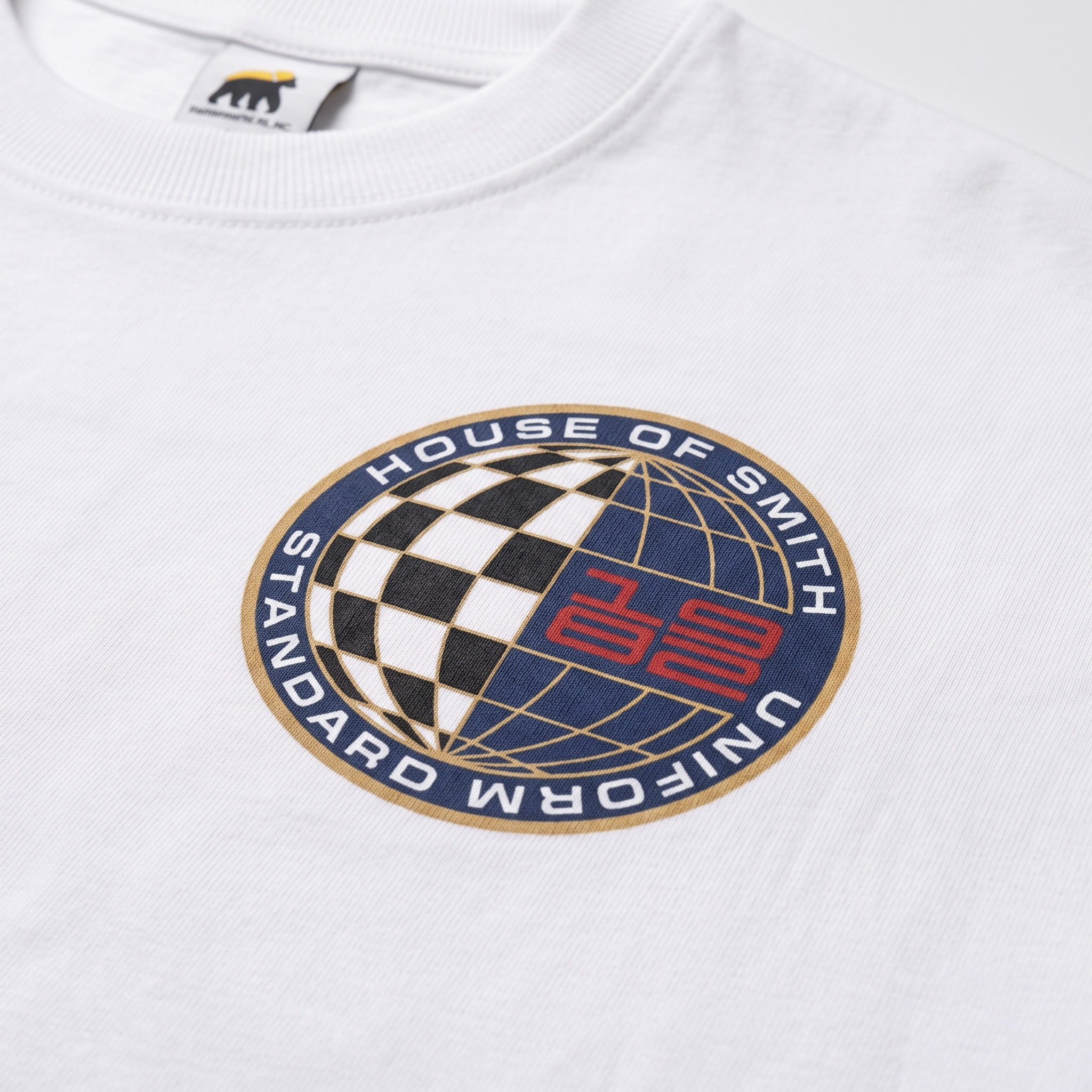 House of Smith Kaos Oversize Pria - World Class Oversized Tshirt White - Oversize T Shirt - Image 4
