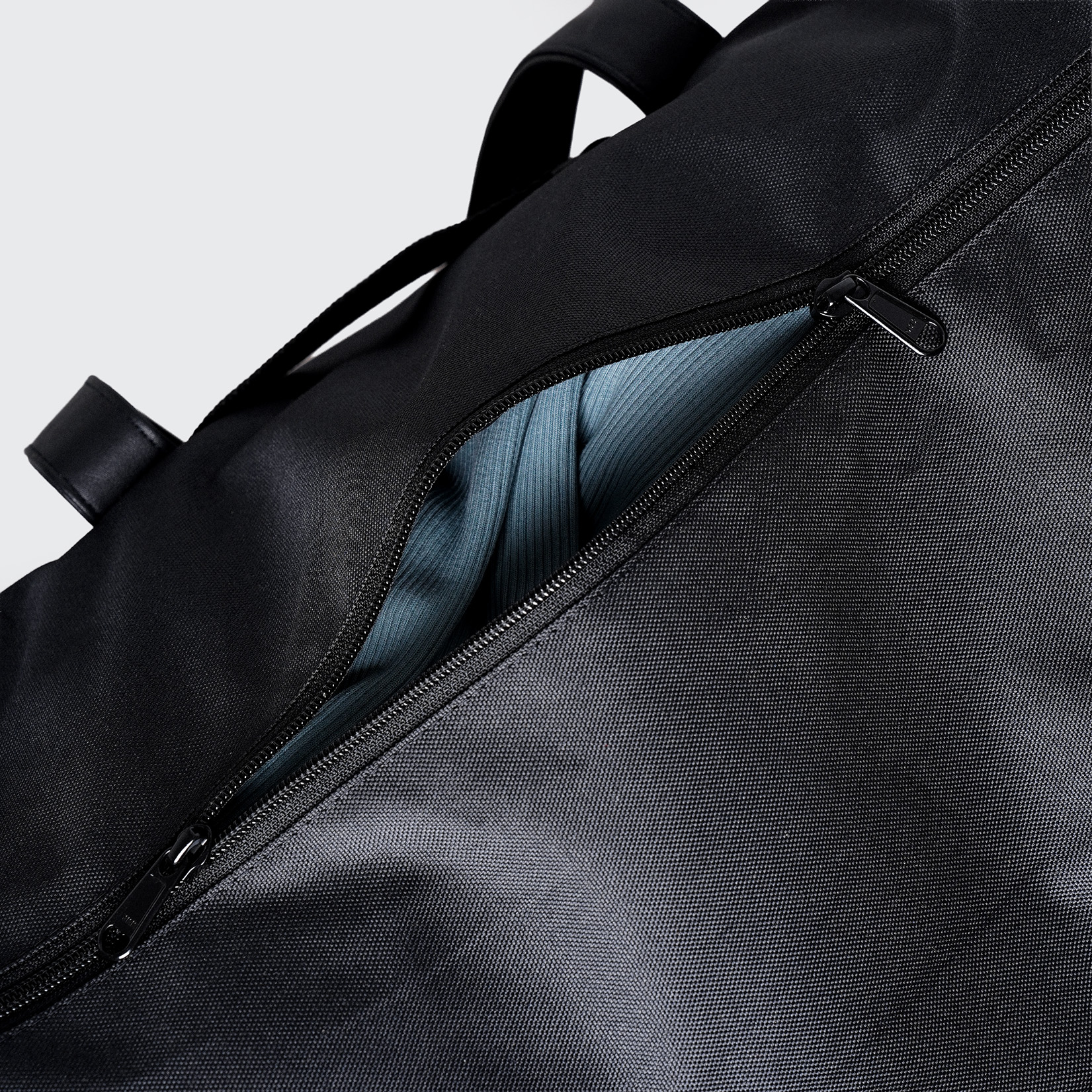House of Smith Duffle Bag - Dockside Duffle - Tas Selempang - Image 4